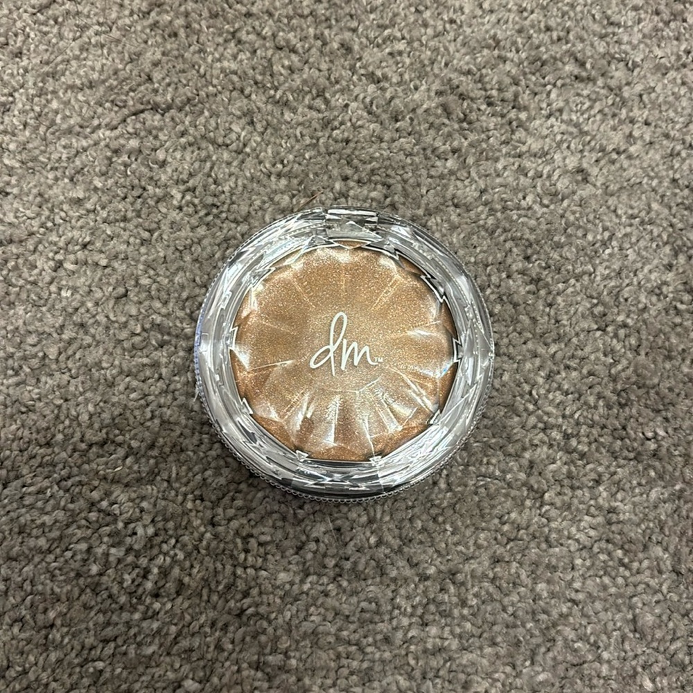 Danessa Myricks Beauty Dew Wet Hydrating and Highlighting Balm